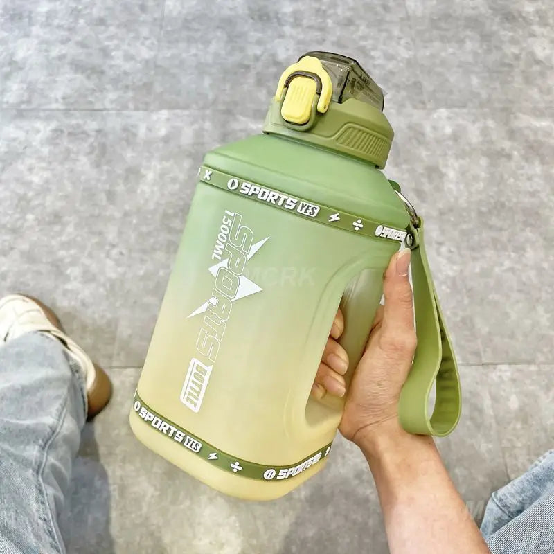 קבוק מים ספורט כושר נייד 1.5 ליטר סיליקון