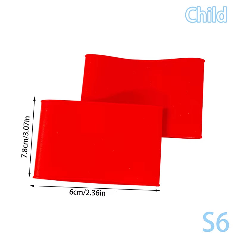 זוג "טייפ" אחד רב פעמי המאפשר יציבות עם מגן העצם ומונע החלקת הגרב מהרגל